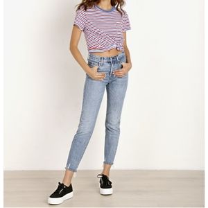 Levi's wedgie icon fit jeans 28